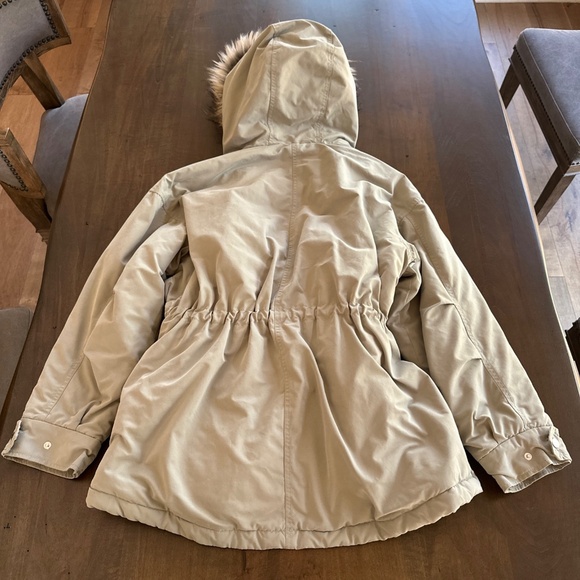 H&M Winter Coat Cozy Parka With Faux Fur Hood Pockets Sage Green Women's Sz M - Picture 8 of 11
